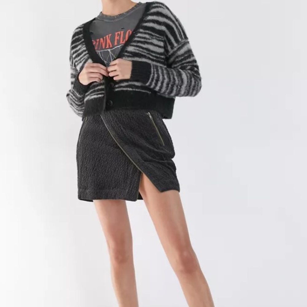 Urban Outfitters Joan asymmetric corduroy mini skirt black Size Small 2-4